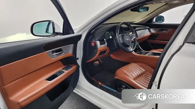 Jaguar XF (X260) id 3626778 из Кореи 20