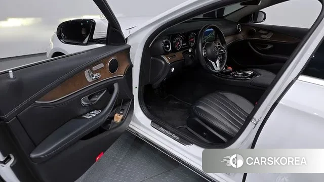 Mercedes-Benz E-Class W213 id 3402860 из Кореи 20