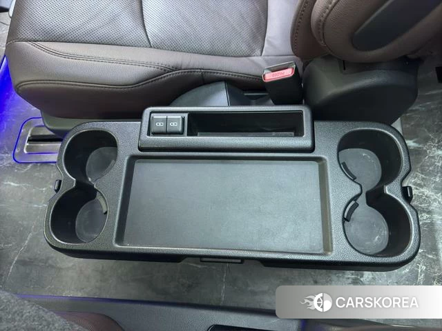 Toyota Saina id 4290155 из Китая 15