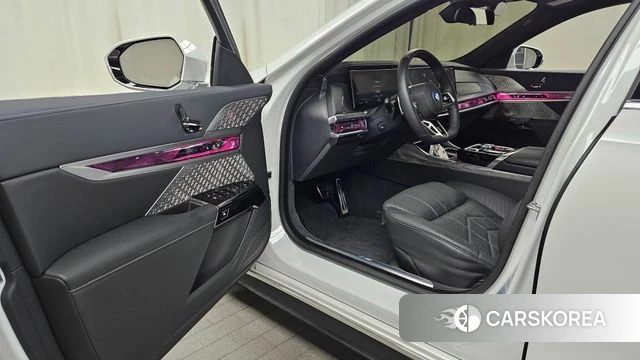 BMW i7 (G70) id 4655510 из Кореи 35