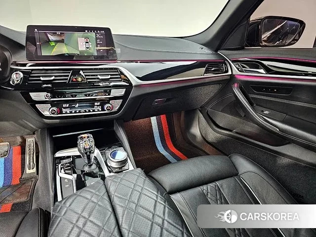 BMW 5 Series (G30) id 3607784 из Кореи 20