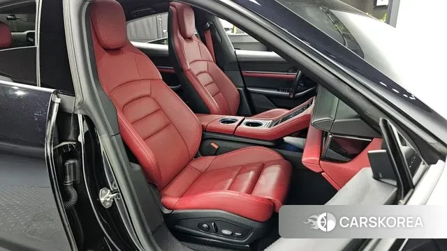 Porsche Taycan id 3452265 из Кореи 20