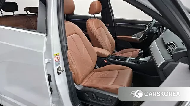 Audi Q3 (F3) id 3681808 из Кореи 20