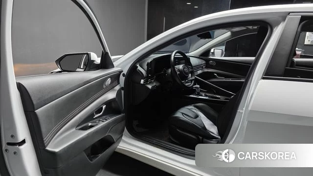 Hyundai Avante Hybrid (CN7) id 4872100 из Кореи 20