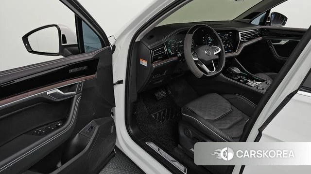 Volkswagen Touareg 3rd generation id 4474133 из Кореи 33