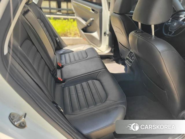 Volkswagen The New Passat id 4212052 из Кореи 20