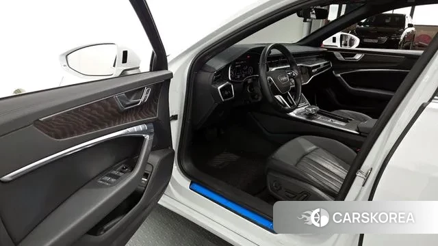 Audi A6 (C8) id 3356218 из Кореи 20