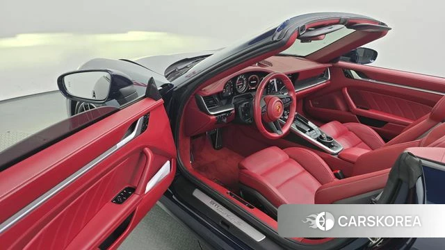 Porsche 911(992) id 4637220 из Кореи 33