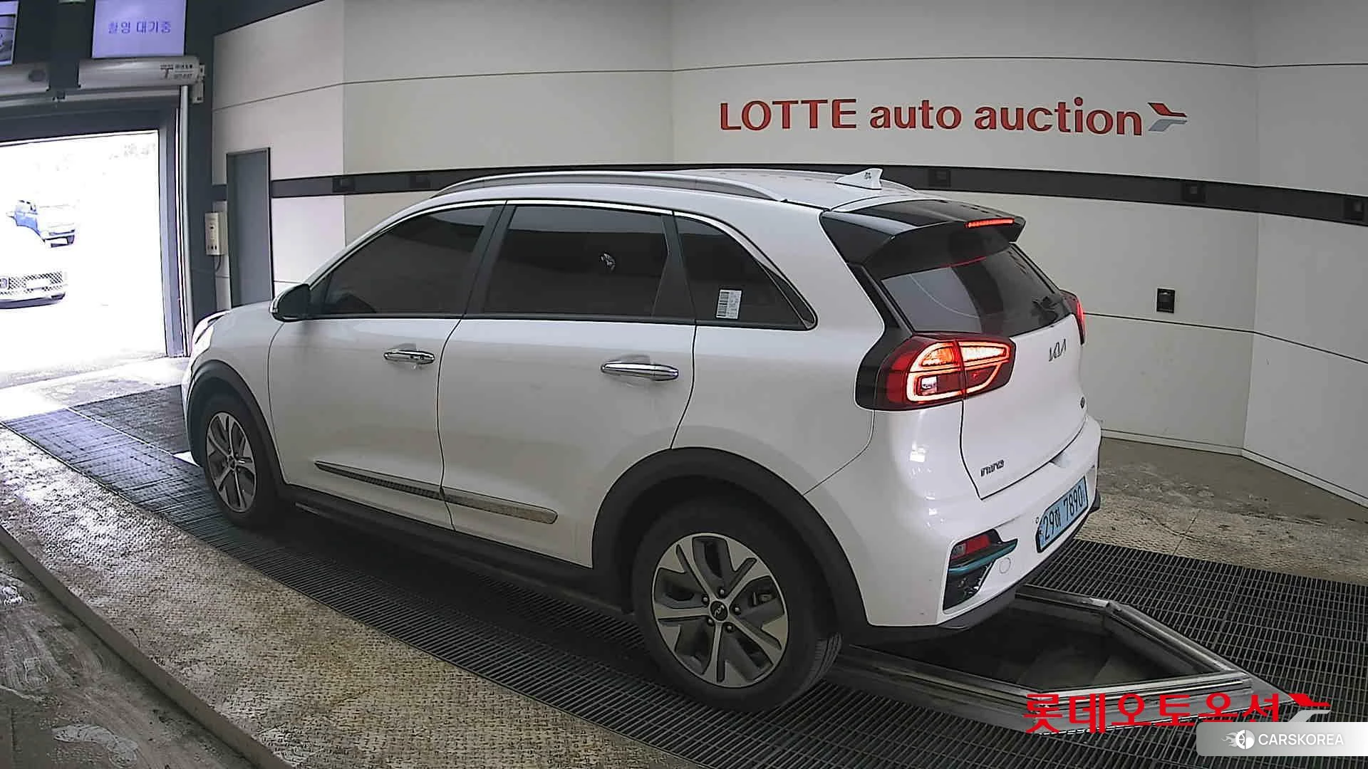 Kia Niro EV id 3888432 из Кореи 37