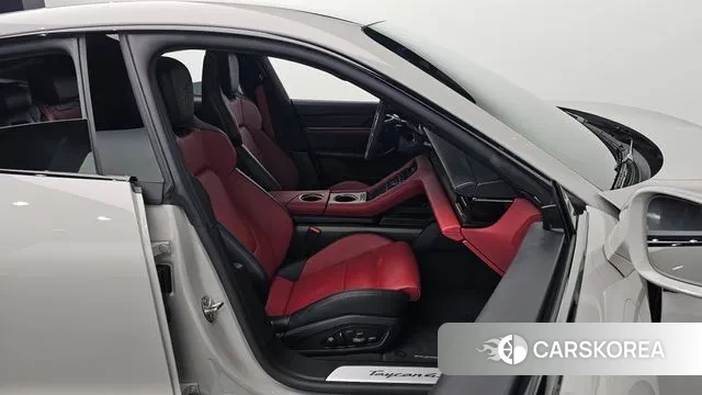 Porsche Taycan id 3674572 из Кореи 20