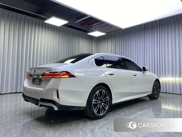 BMW 5 series id 3882612 из Китая 17