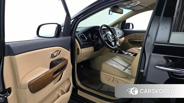 Kia All New Carnival id 3943114 из Кореи 20