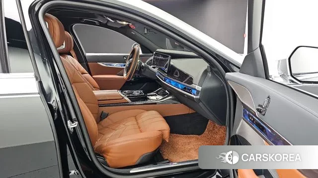 BMW 7 Series (G70) id 3103894 из Кореи 20