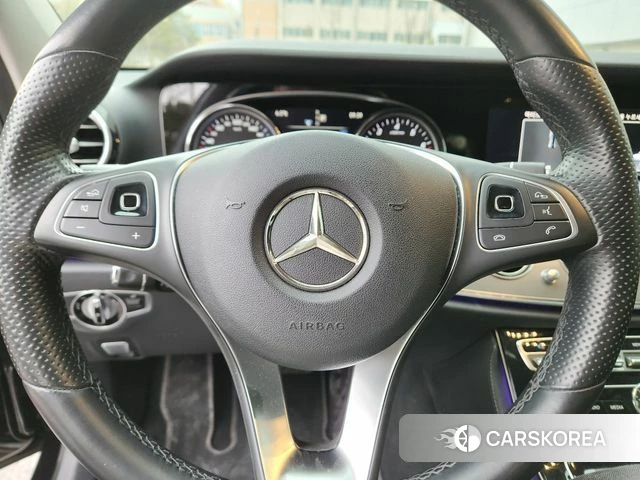 Mercedes-Benz E-Class W213 id 4206736 из Кореи 20