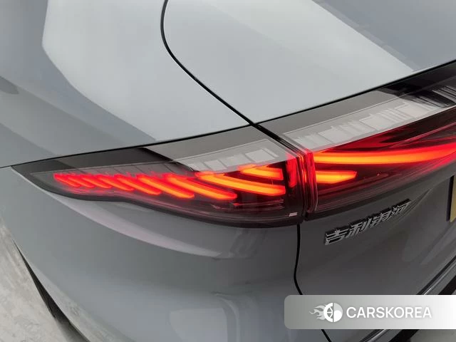 Geely Galaxy Galaxy L6 id 4213900 из Китая 20