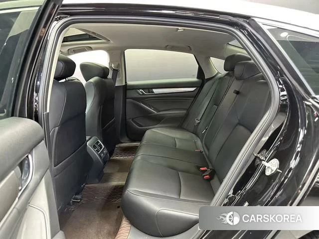 Honda Accord id 3913907 из Китая 15