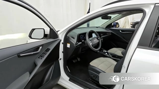 Kia Di Ol Nu Niro id 3865570 из Кореи 20