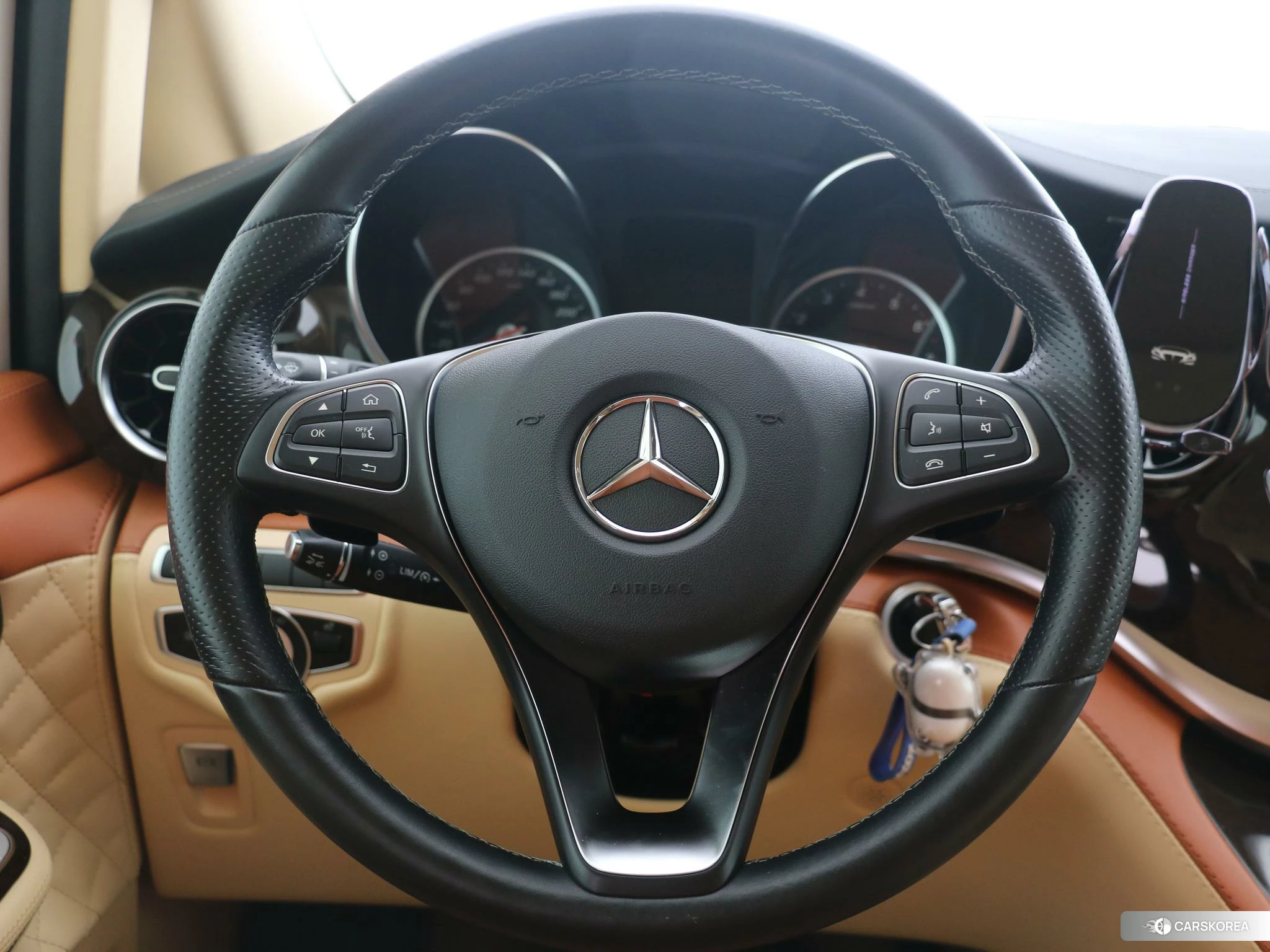Mercedes-Benz V-class id 4504945 из Китая 15