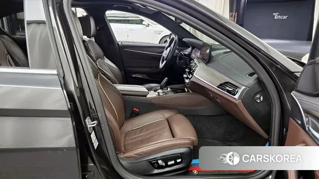 BMW 5 Series (G30) id 3747198 из Кореи 20