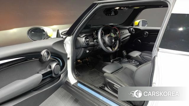 Mini Cooper Electric id 4316242 из Кореи 31