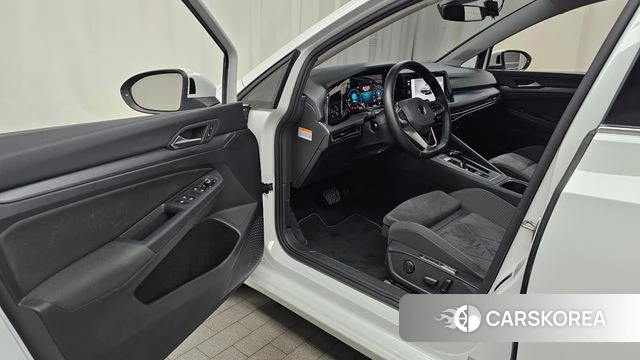 Volkswagen Golf 8th Generation id 4541744 из Кореи 33
