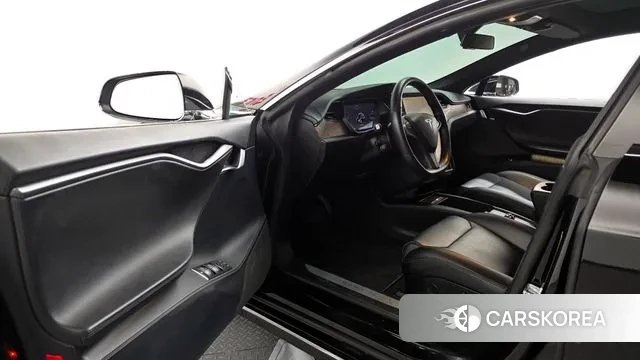 Tesla Model S id 3324972 из Кореи 20