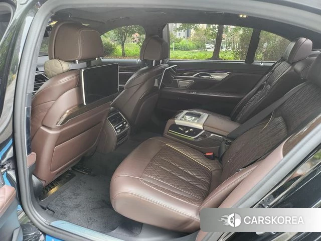 BMW 7 Series (G11) id 4793937 из Кореи 20
