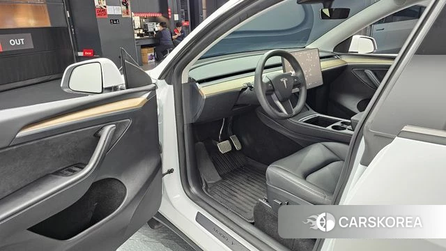 Tesla Model Y id 4608067 из Кореи 32