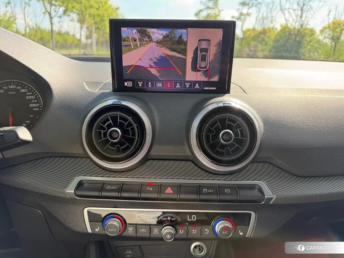 Audi Q2L id 4545715 из Китая 25