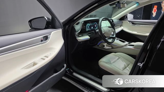 Hyundai The New Grandeur IG Hybrid id 4282263 из Кореи 32