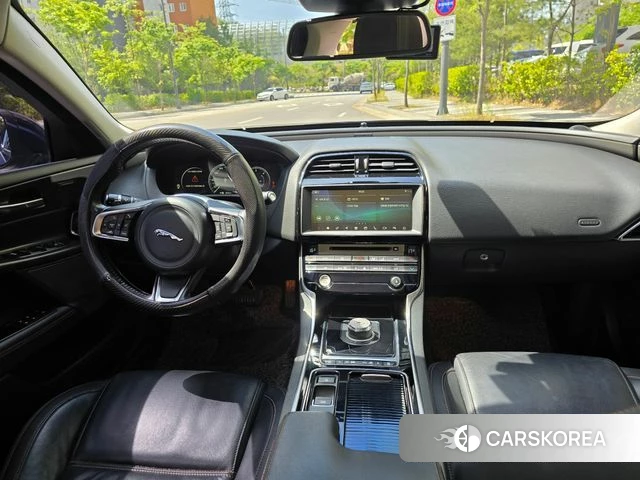 Jaguar XE id 4345783 из Кореи 20