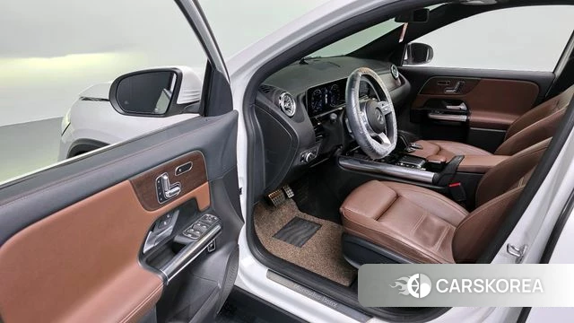 Mercedes-Benz GLA - Class H247 id 4284244 из Кореи 31