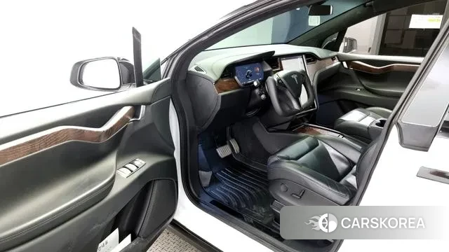 Tesla Model X id 3182997 из Кореи 20