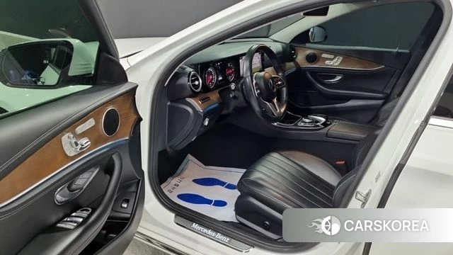 Mercedes-Benz E-Class W213 id 3936550 из Кореи 18