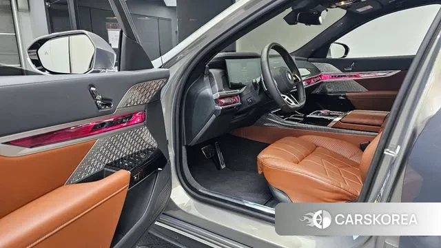 BMW 7 Series (G70) id 3347291 из Кореи 20