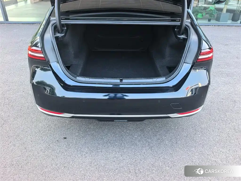 BMW 5 series id 4681076 из Китая 25