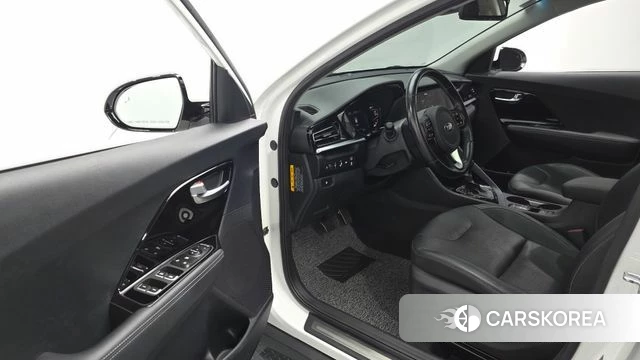 Kia The New Niro id 4377681 из Кореи 35