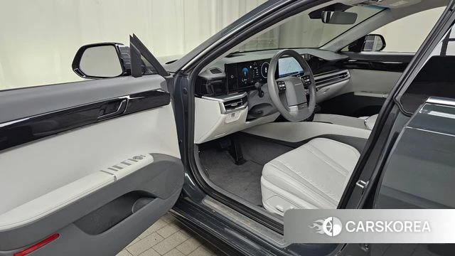 Hyundai Grandeur (GN7) id 3864656 из Кореи 20