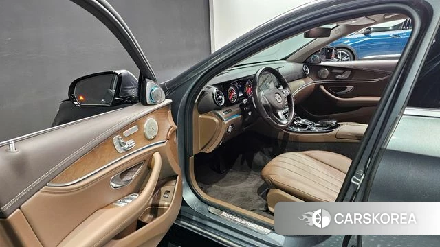 Mercedes-Benz E-Class W213 id 4345697 из Кореи 20