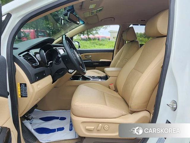 Kia The New Carnival id 4610338 из Кореи 20