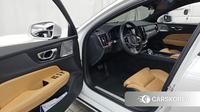 Volvo S60 3rd generation id 4593975 из Кореи 37