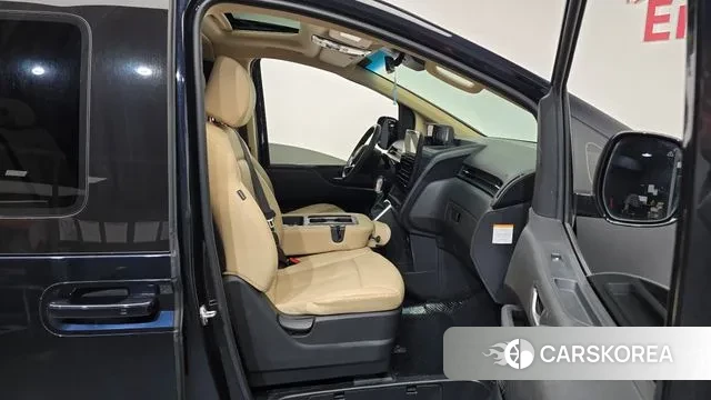 Hyundai Staria id 3517766 из Кореи 20