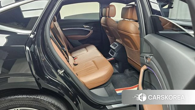 Audi e-Tron id 4646540 из Кореи 32