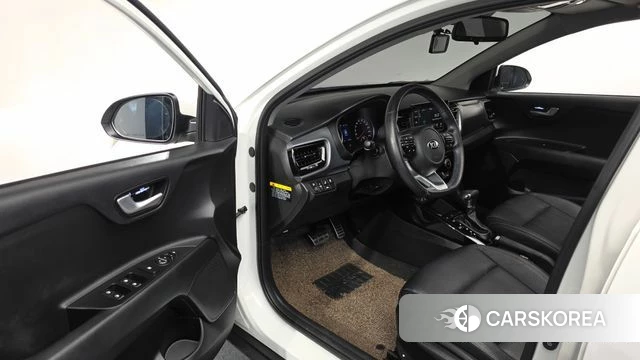 Kia Stonic id 4318325 из Кореи 32