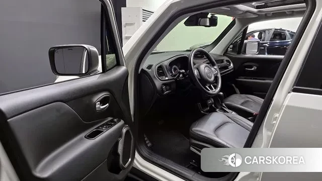 Jeep Renegade id 3312875 из Кореи 20