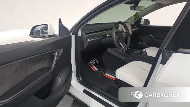 Tesla Model Y id 3697486 из Кореи 21