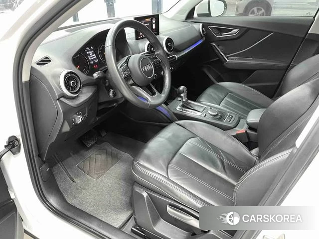 Audi Q2L id 4380530 из Китая 16