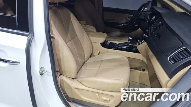 Kia The New Carnival id 2331763 из Кореи 20