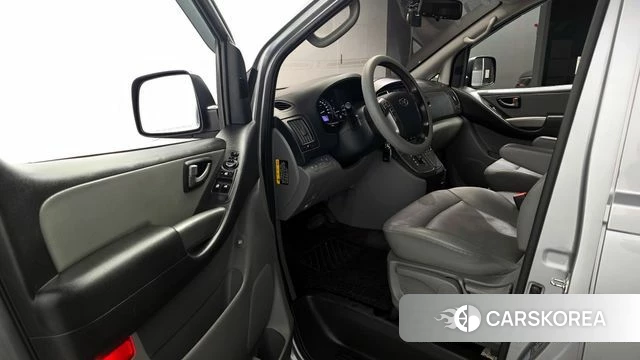 Hyundai The New Grand Starex id 3942548 из Кореи 20