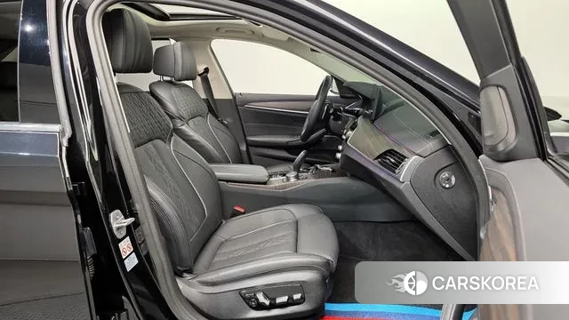 BMW 5 Series (G30) id 3053170 из Кореи 20